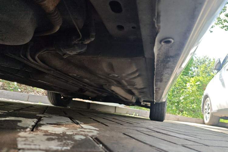 Used Buick Excelle 2011 1.6 LX-MT Chassis Rear Right