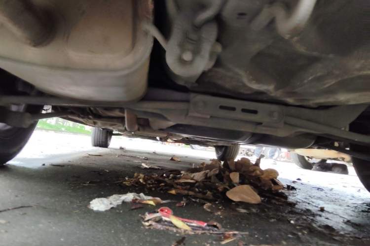 Used Buick Excelle 2011 1.6LX-AT Chassis Rear