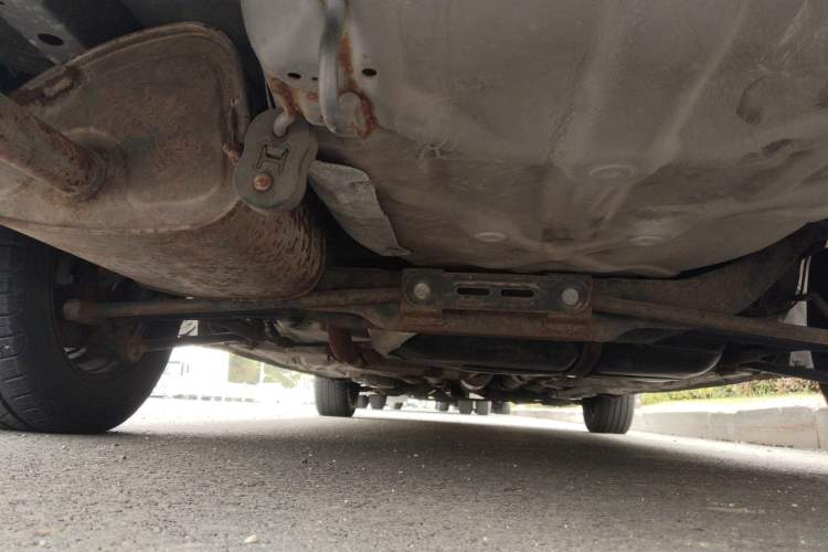 Used Buick Excelle 2011 1.6 LX-MT Chassis Rear