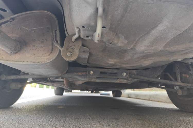Used Buick Excelle 2011 1.6LX-AT Chassis Rear