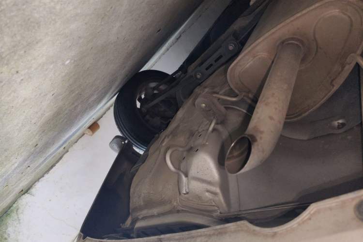 Used Buick Excelle 2011 1.6 LE-MT Chassis Rear