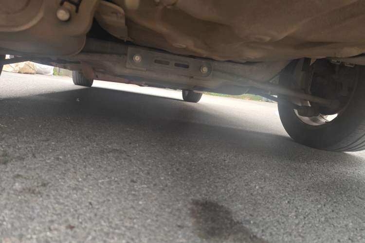 Used Buick Excelle 2011 1.6 LE-MT Chassis Rear