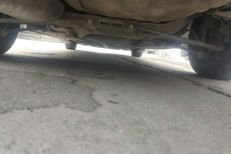 Used Buick Excelle 2011 1.6LX-AT Chassis Rear