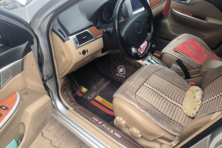 Used Buick Excelle 2011 1.6 LE-AT Driver Seat