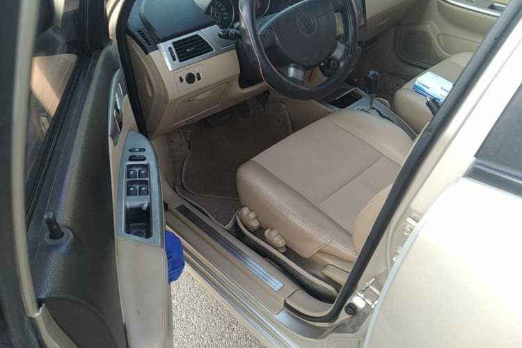Used Buick Excelle 2011 1.6LX-AT Driver Seat