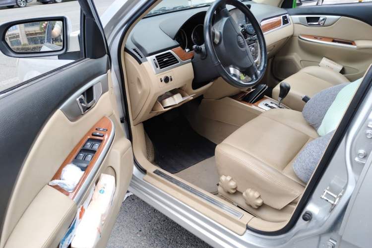 Used Buick Excelle 2011 1.6 LE-AT Driver Seat