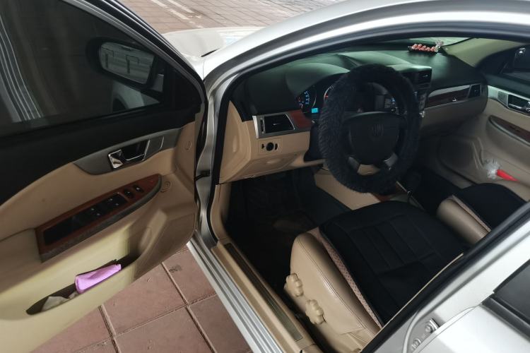 Used Buick Excelle 2011 1.6 LE-AT Driver Seat