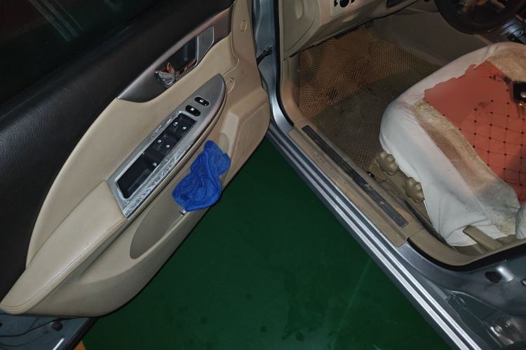 Used Buick Excelle 2011 1.6LX-AT Driver Seat
