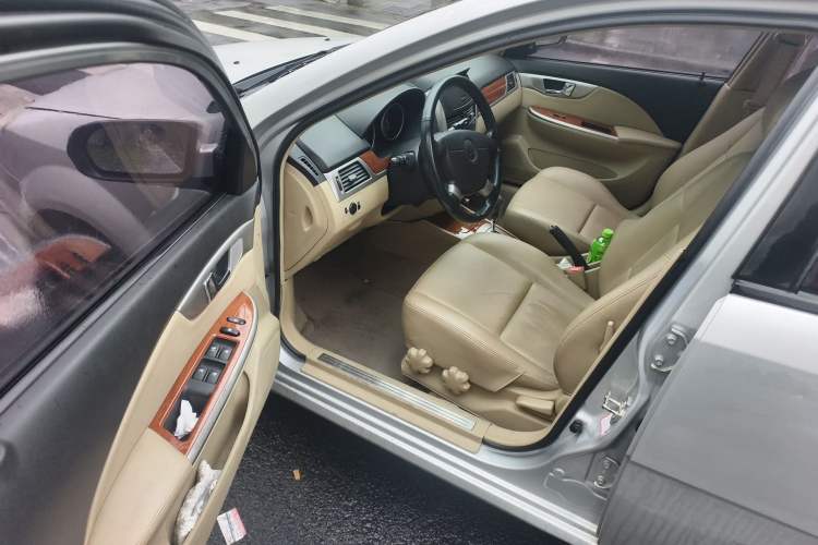 Used Buick Excelle 2011 1.6 LE-AT Driver Seat