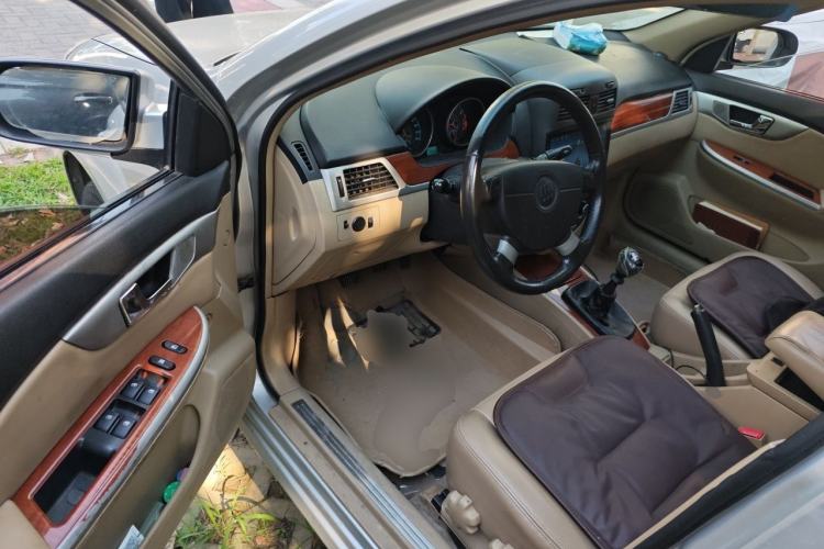 Used Buick Excelle 2011 1.6 LE-MT Driver Seat