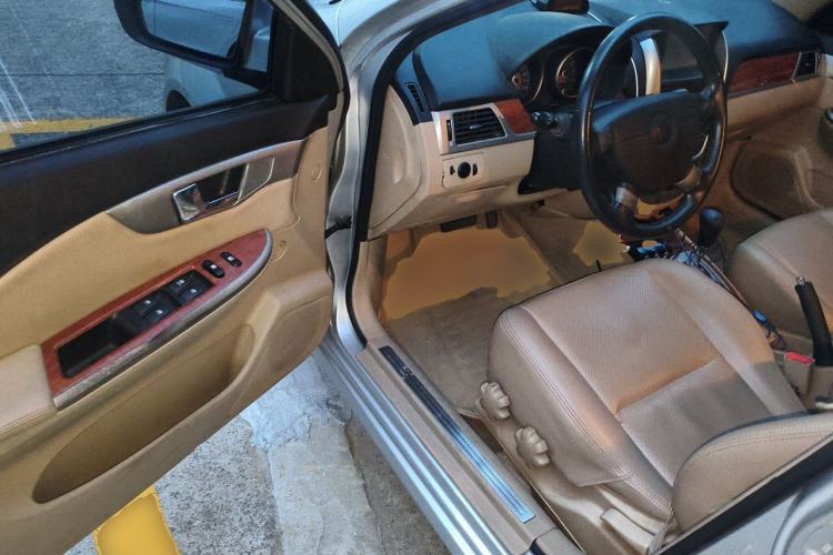 Used Buick Excelle 2011 1.6 LE-AT Driver Seat