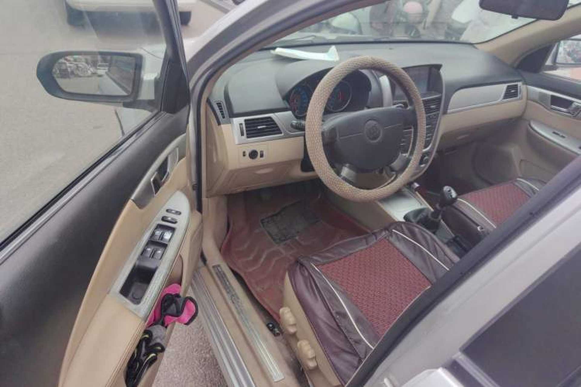 Used Buick Excelle 2011 1.6 LX-MT Driver Seat