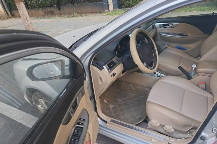 Used Buick Excelle 2011 1.6LX-AT Driver Seat