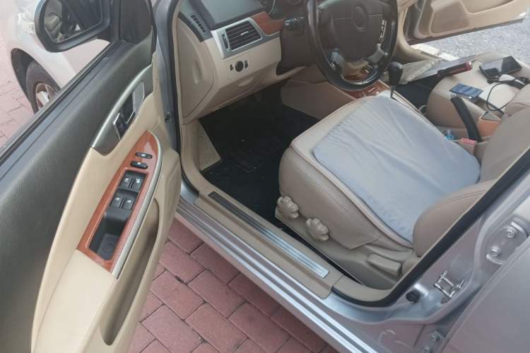Used Buick Excelle 2011 1.6 LE-AT Driver Seat