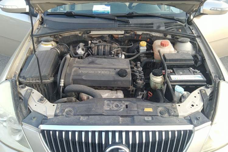 Used Buick Excelle 2011 1.6LX-AT Engine Bay