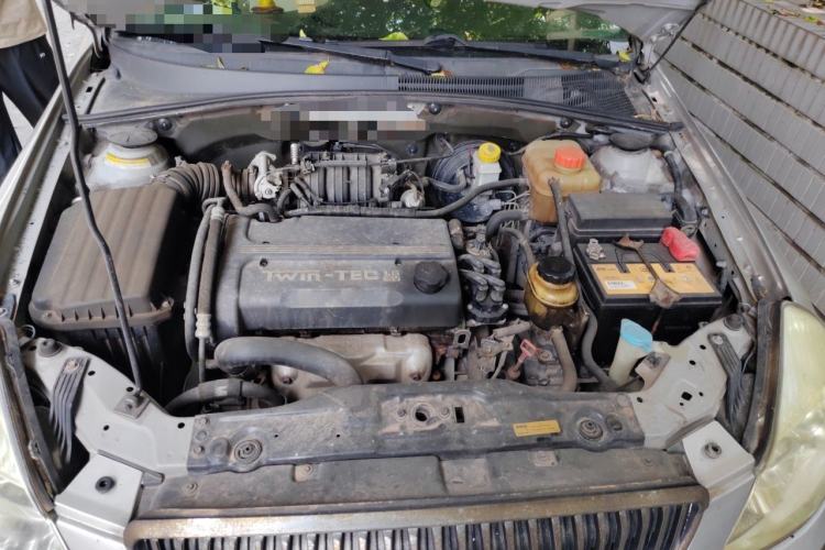 Used Buick Excelle 2011 1.6LX-AT Engine Bay