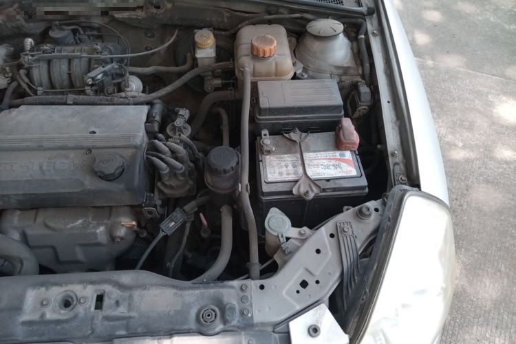 Used Buick Excelle 2011 1.6LX-AT Engine Bay Left