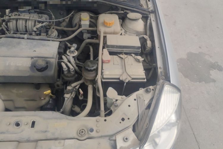 Used Buick Excelle 2011 1.6LX-AT Engine Bay Left