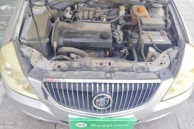 Used Buick Excelle 2011 1.6 LE-AT Engine Bay