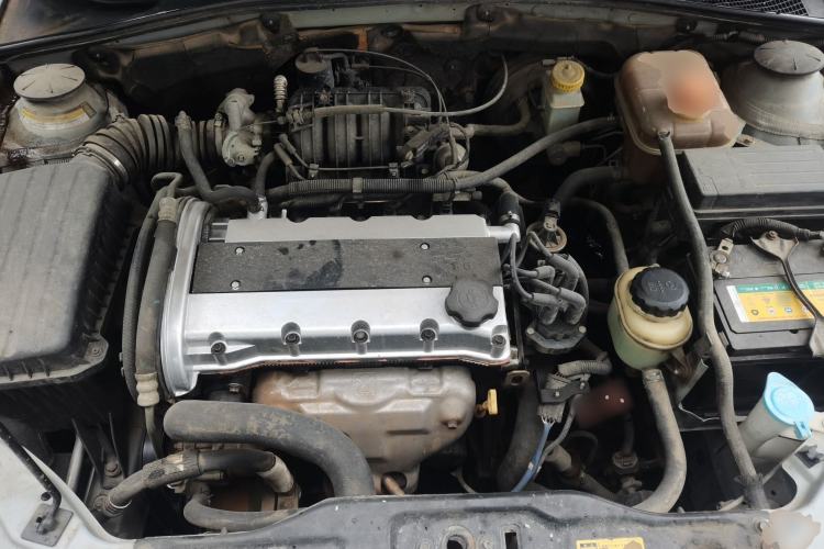 Used Buick Excelle 2011 1.6LX-AT Engine Bay