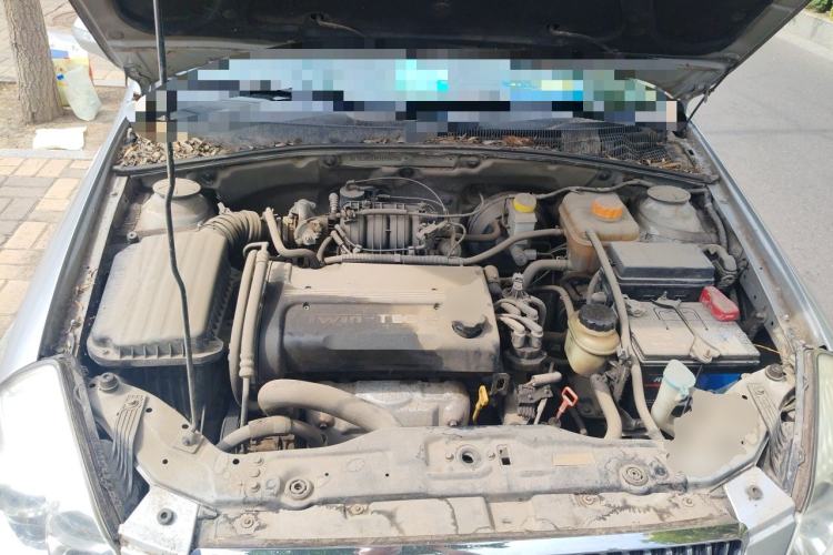 Used Buick Excelle 2011 1.6LX-AT Engine Bay