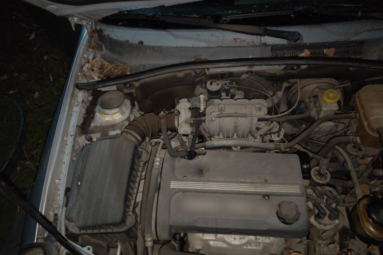 Used Buick Excelle 2011 1.6LX-AT Engine Bay Right