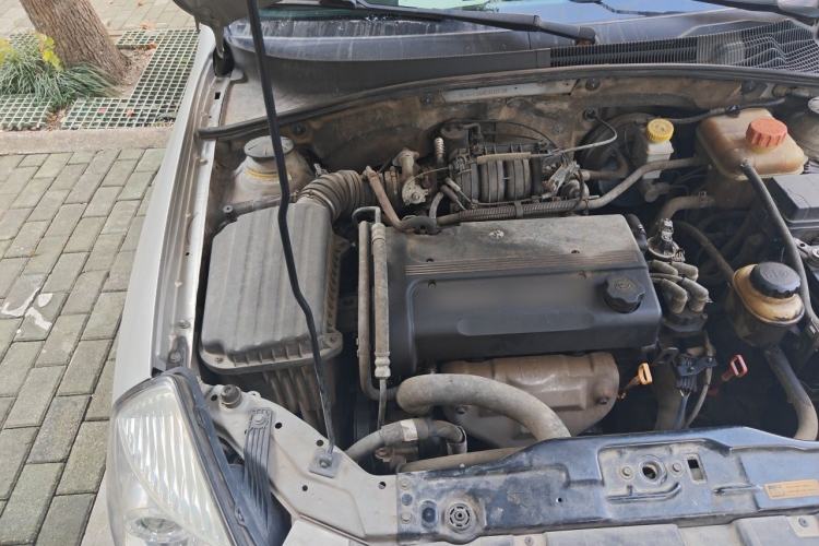 Used Buick Excelle 2011 1.6LX-AT Engine Bay Right