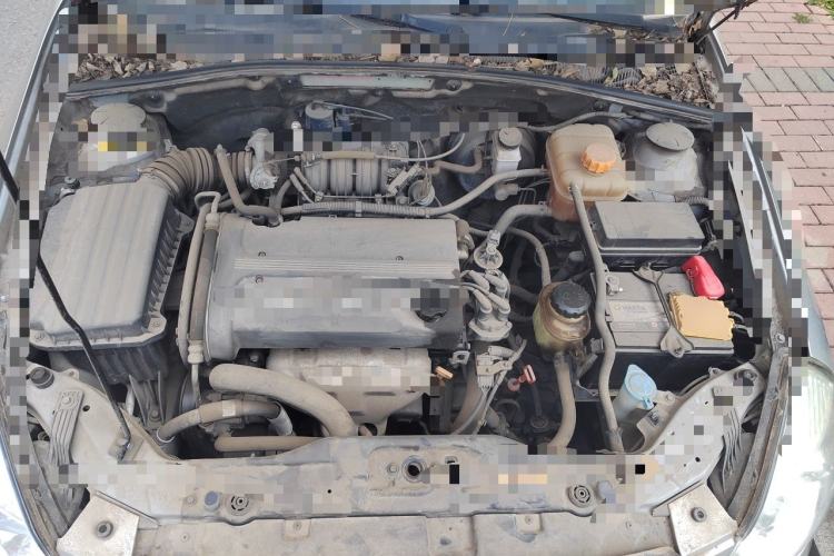 Used Buick Excelle 2011 1.6LX-AT Engine Bay