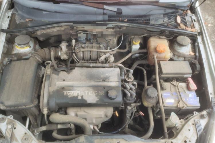 Used Buick Excelle 2011 1.6LX-AT Engine Bay