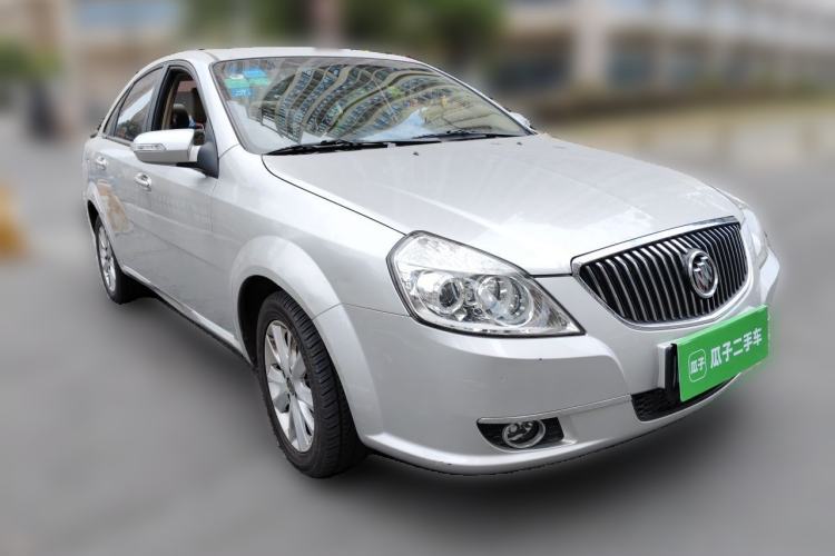 Used Buick Excelle 2011 1.6 LE-AT Front Right 45 Deg