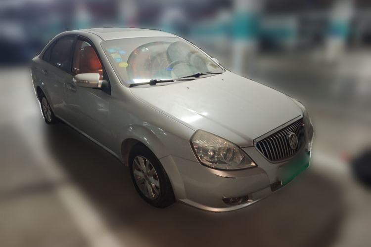 Used Buick Excelle 2011 1.6 LX-MT Front Right 45 Deg