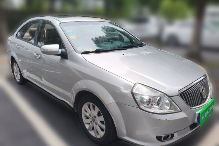 Used Buick Excelle 2011 1.6 LE-AT Front Right 45 Deg