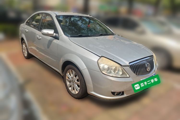 Used Buick Excelle 2011 1.6 LE-MT Front Right 45 Deg