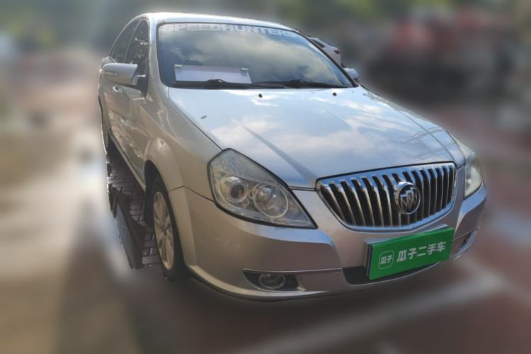 Used Buick Excelle 2011 1.6 LX-MT Front Right 45 Deg