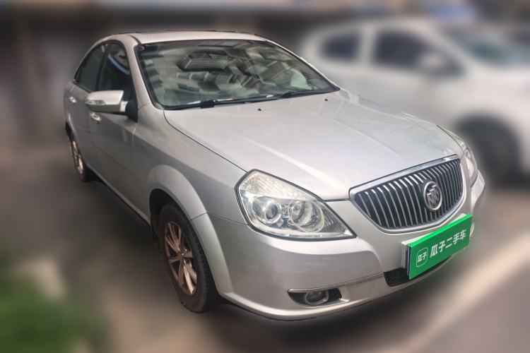 Used Buick Excelle 2011 1.6 LX-MT Front Right 45 Deg