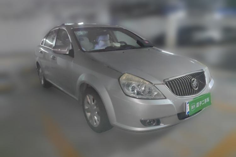 Used Buick Excelle 2011 1.6 LE-MT Front Right 45 Deg