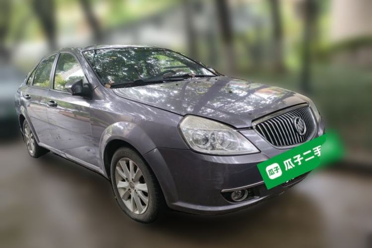 Used Buick Excelle 2011 1.6 LE-MT Front Right 45 Deg