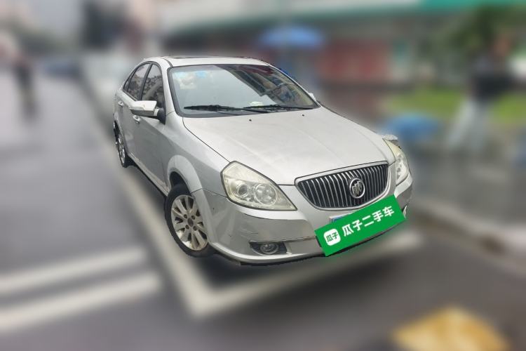 Used Buick Excelle 2011 1.6 LE-AT Front Right 45 Deg