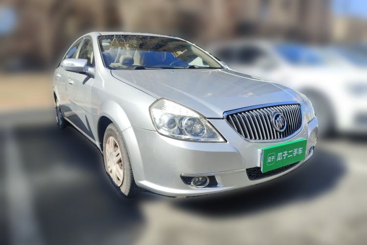 Used Buick Excelle 2011 1.6 LX-MT Front Right 45 Deg