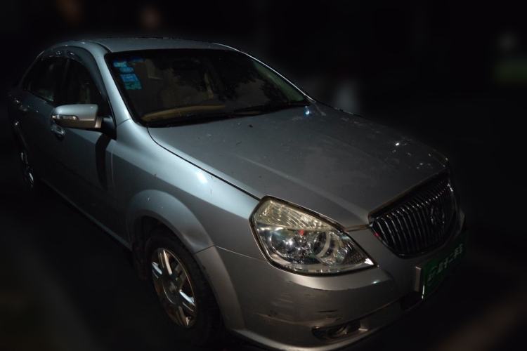 Used Buick Excelle 2011 1.6LX-AT Front Right 45 Deg