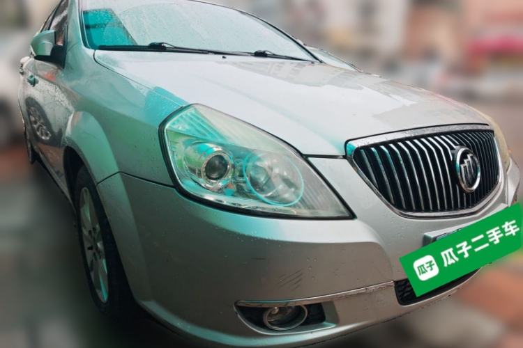 Used Buick Excelle 2011 1.6 LE-AT Front Right 45 Deg