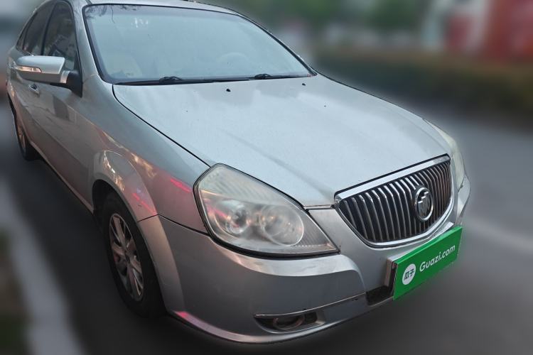 Used Buick Excelle 2011 1.6 LX-MT Front Right 45 Deg