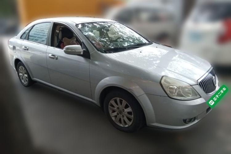 Used Buick Excelle 2011 1.6LX-AT Front Right 45 Deg