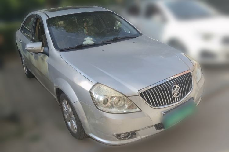 Used Buick Excelle 2011 1.6 LE-AT Front Right 45 Deg