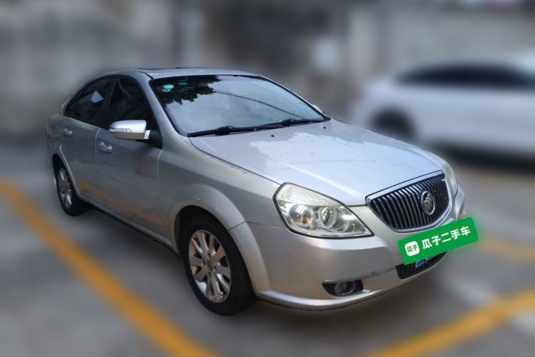 Used Buick Excelle 2011 1.6 LE-AT Front Right 45 Deg