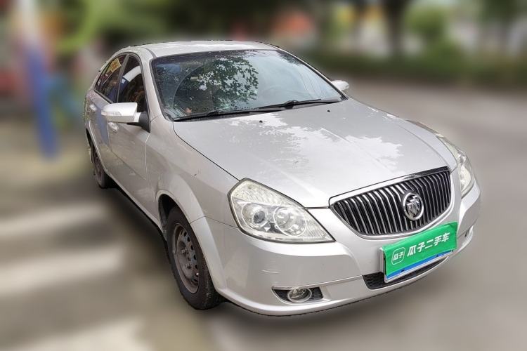 Used Buick Excelle 2011 1.6LX-AT Front Right 45 Deg