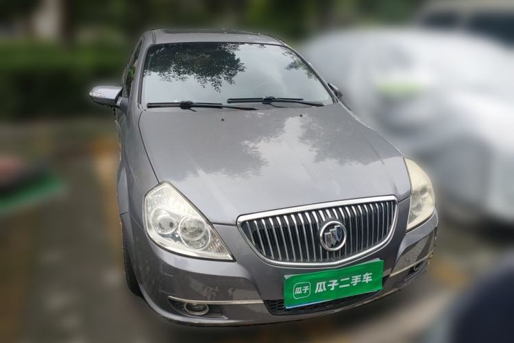 Used Buick Excelle 2011 1.6 LE-AT Front Right 45 Deg