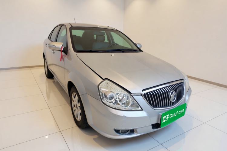 Used Buick Excelle 2011 1.6LX-AT Front Right 45 Deg