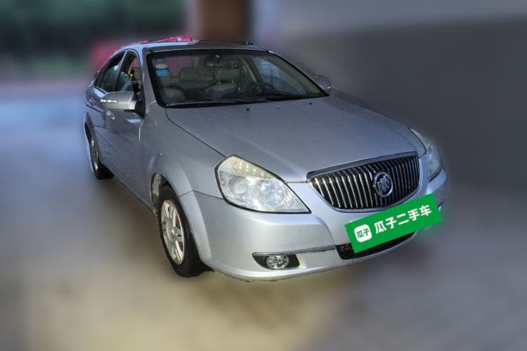 Used Buick Excelle 2011 1.6LX-AT Front Right 45 Deg