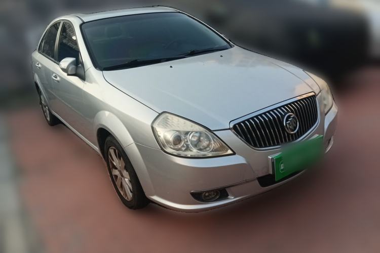 Used Buick Excelle 2011 1.6 LE-AT Front Right 45 Deg